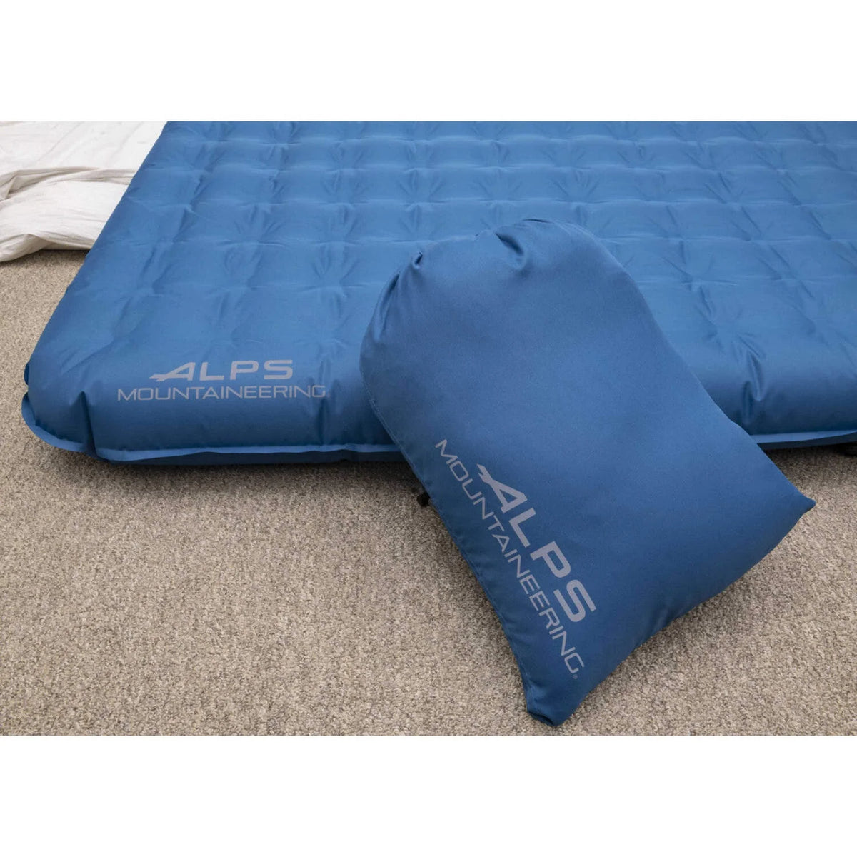 ALPS Mountaineering Vertex Air Bed Queen