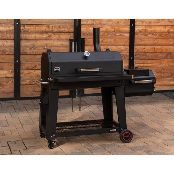 Oakford 1150 Reverse Flow Offset Smoker Charcoal Grill in Black